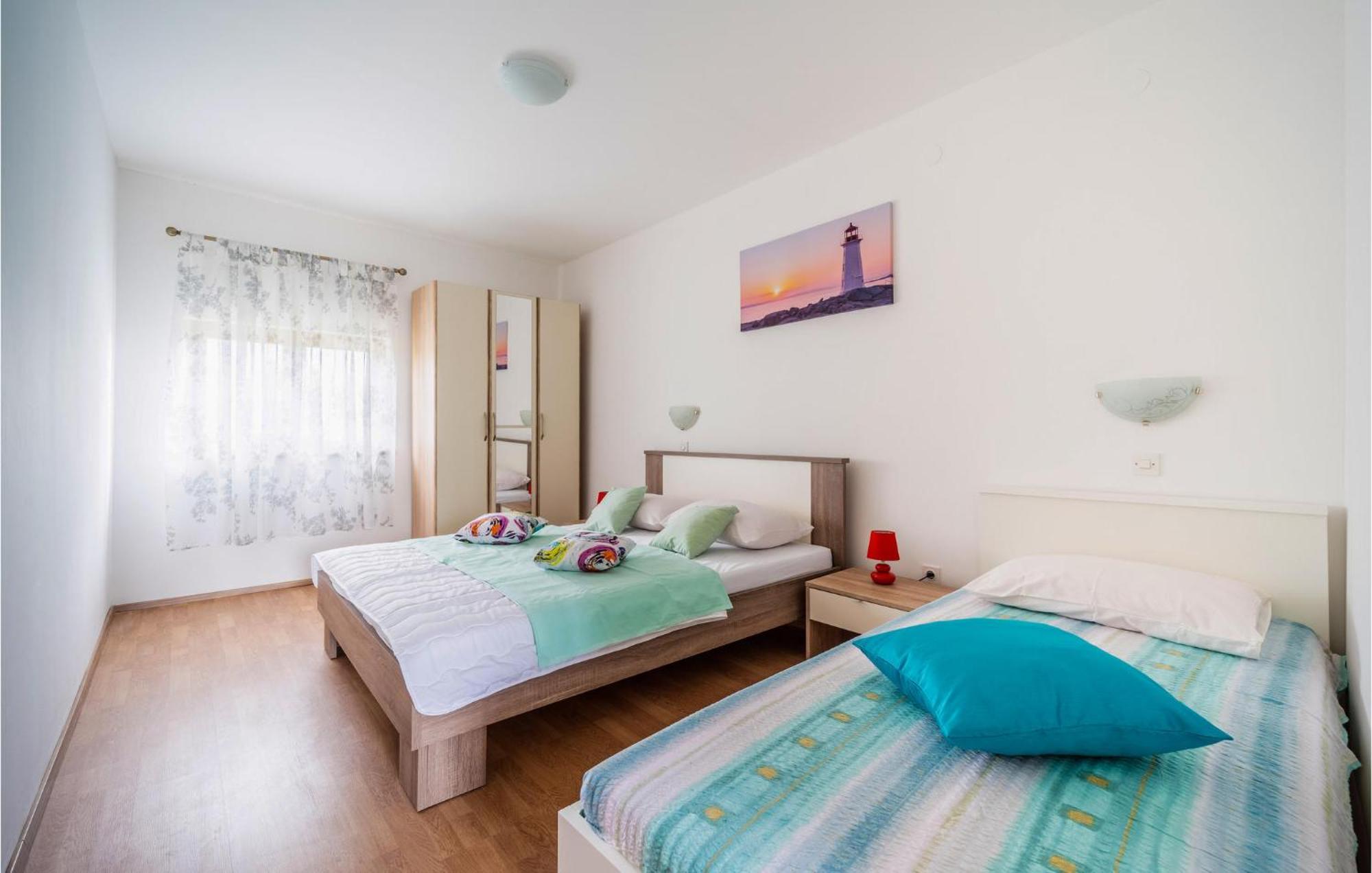 Amazing Apartment In Krnica With Kitchen Экстерьер фото