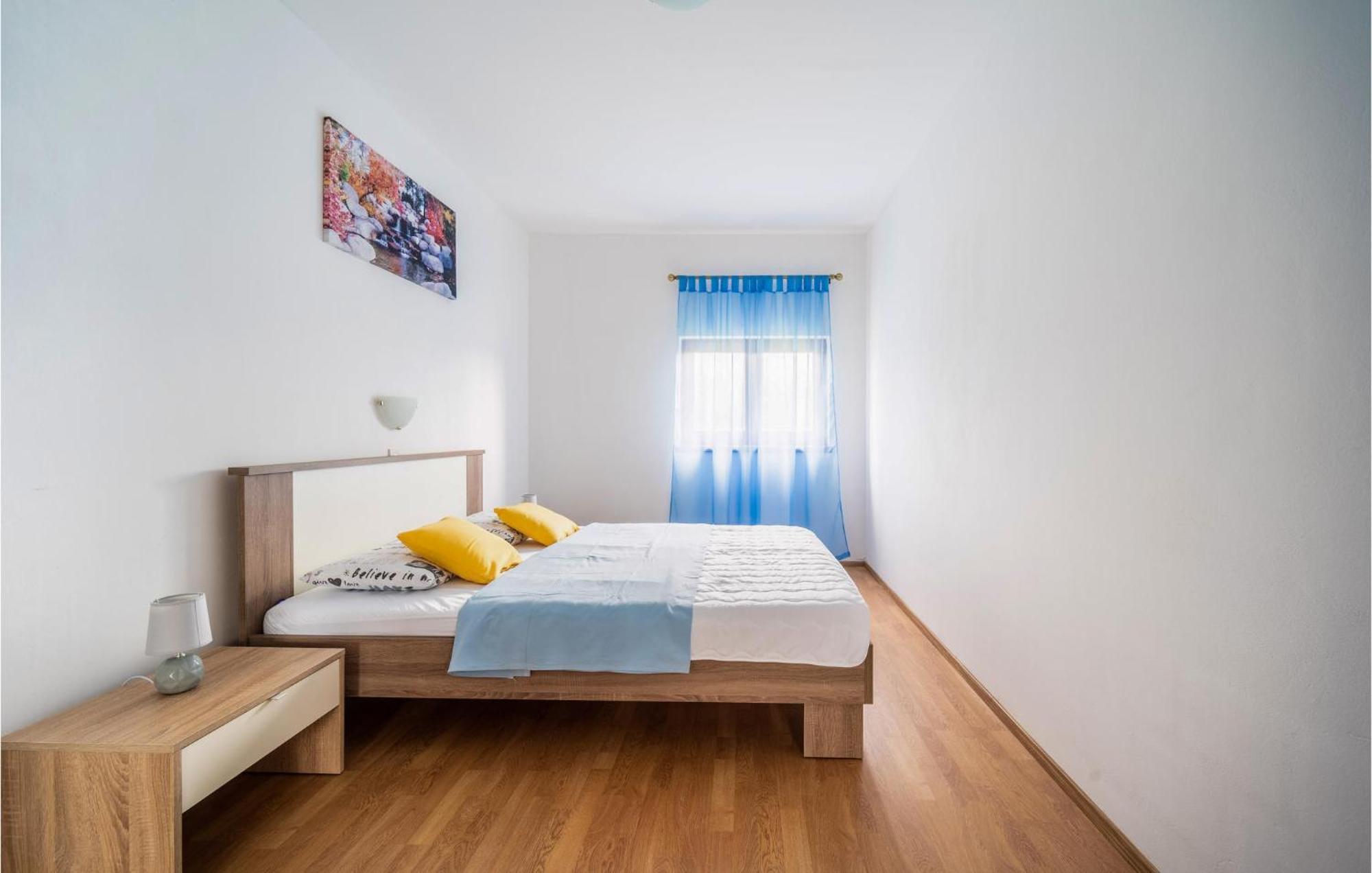 Amazing Apartment In Krnica With Kitchen Экстерьер фото